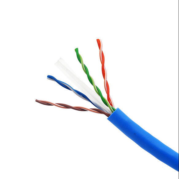 24AWG 4 أزواج PE PVC سترة CU CCA Cat5e LAN كابل للكمبيوتر