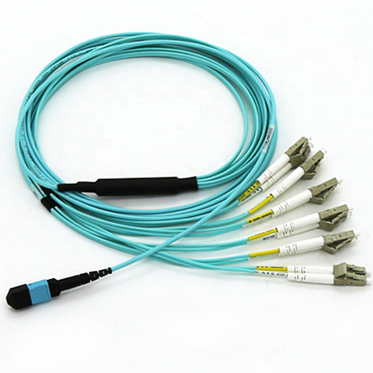 UPC / PC / APC SC LC ST FC أحادي الوضع متعدد الأوضاع Simplex Duplex SM MM 3 أمتار سلك تصحيح الألياف البصرية
